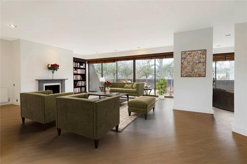 undefined, Hyde Park Gate, London, SW7