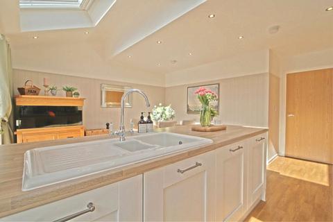 4 bedroom detached house for sale - Polar Avenue, Nuneaton, CV10