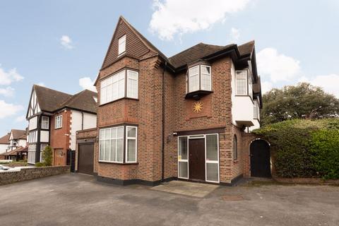 6 bedroom detached house for sale, Powys Lane, London N14