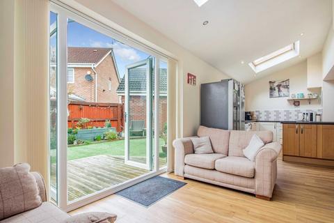 4 bedroom semi-detached house for sale - Balshaw Way, Chilwell NG9 6RQ