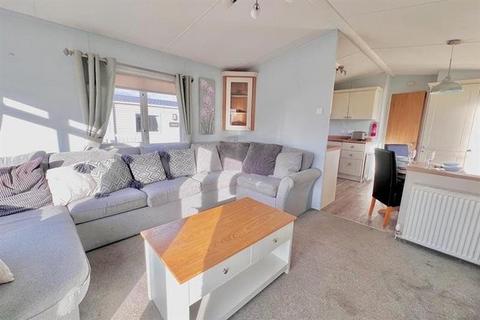 2 bedroom lodge for sale, Sleaford Road Tattershall