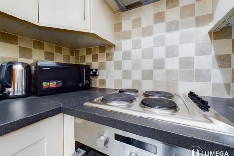 15 Upper Grove Place, Edinburgh, EH3 8AY