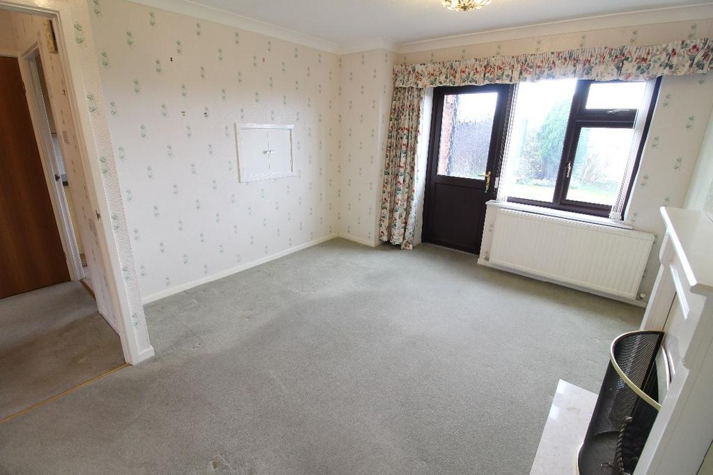 Westland Gardens, Stourbridge 1 bed bungalow for sale £155,000