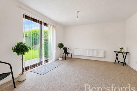 2 bedroom apartment for sale, Oakdene, Gubbins Lane, RM3