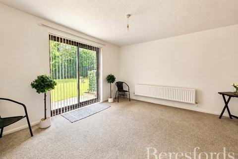 2 bedroom apartment for sale, Oakdene, Gubbins Lane, RM3