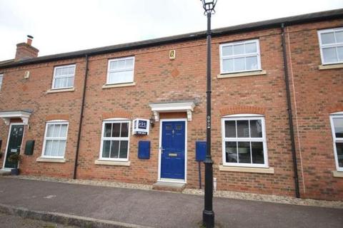 2 bedroom terraced house to rent, Trebah Square,