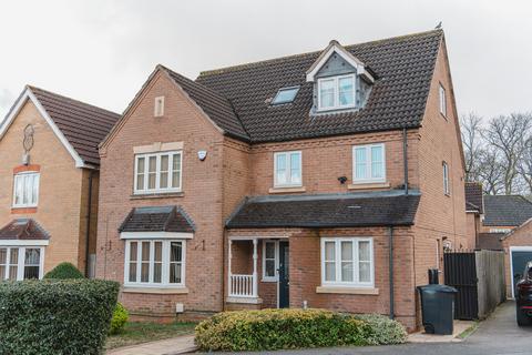 6 bedroom detached house for sale - Rockery Close, Leicester, LE5