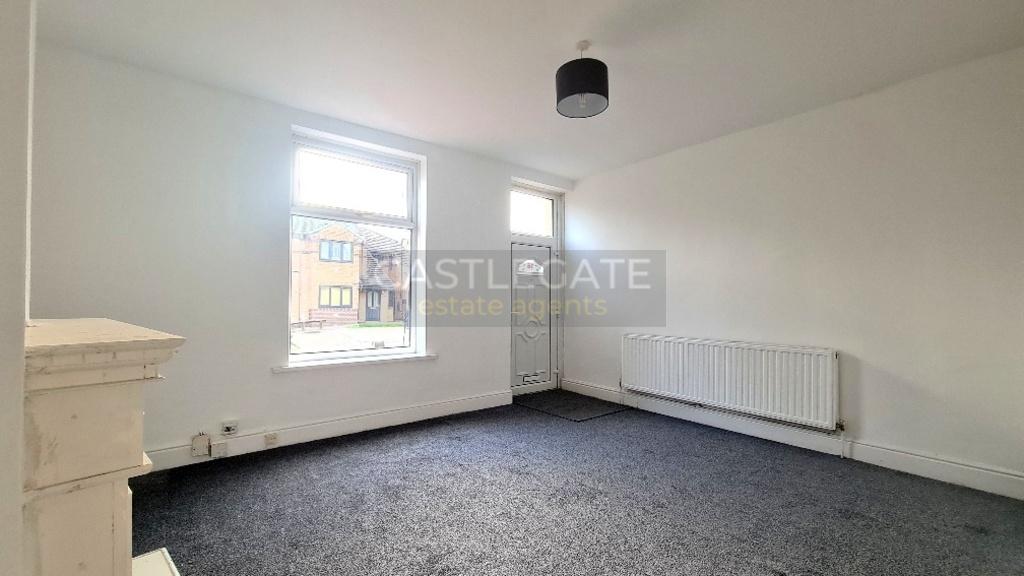 16 Pollard Street, Fartown, Huddersfield, HD2 1 AJ