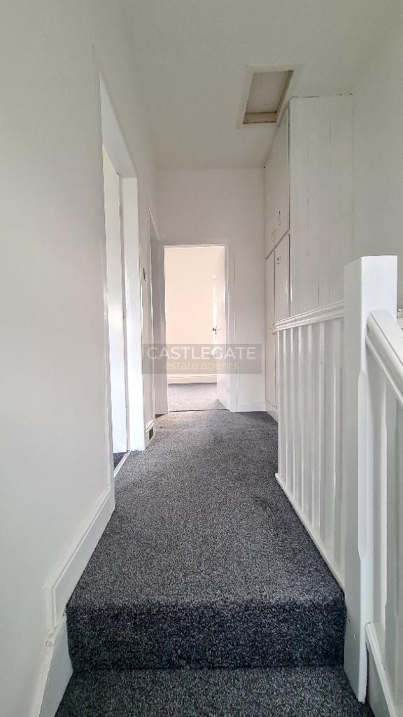 16 Pollard Street, Fartown, Huddersfield, HD2 1 AJ