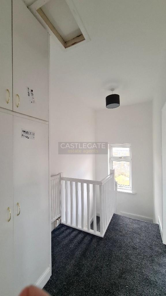 16 Pollard Street, Fartown, Huddersfield, HD2 1 AJ
