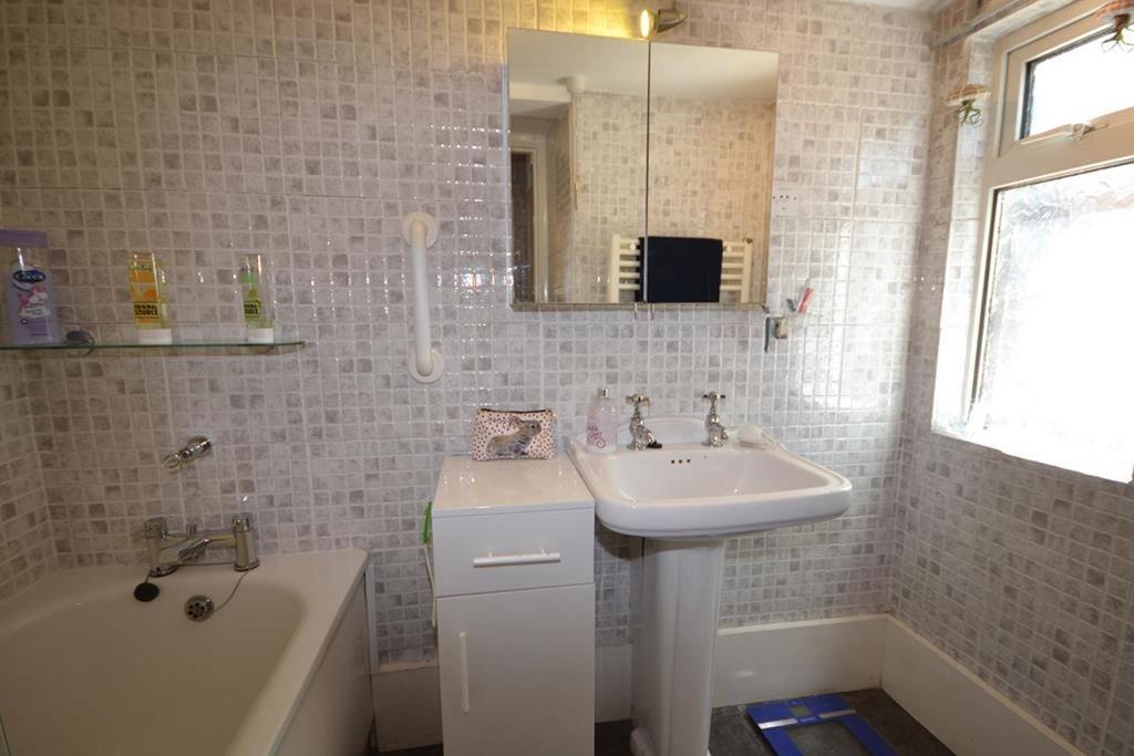 Bathroom View 2