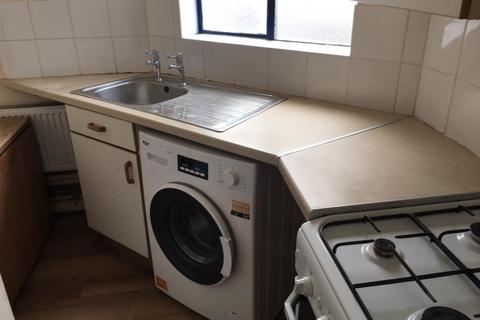 2 bedroom flat to rent - Commercial Road, Swindon SN1