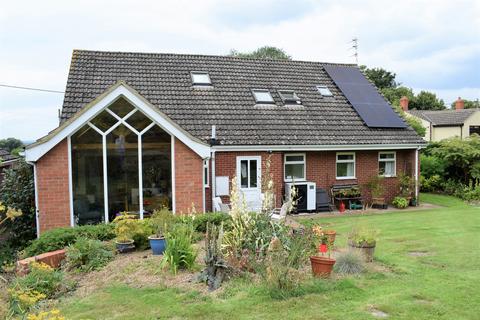 102a Brigg Road, Caistor, Market Rasen, LN7 6RX