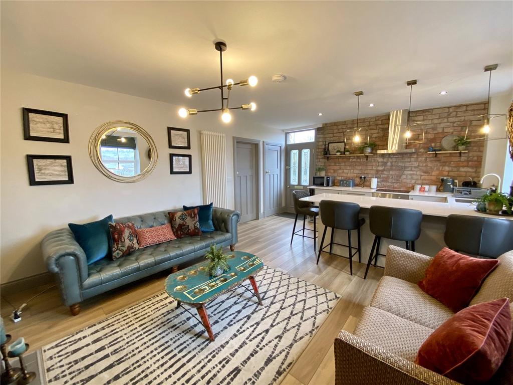 Prior Terrace, Hexham, Northumberland, NE46 2 bed apartment for sale