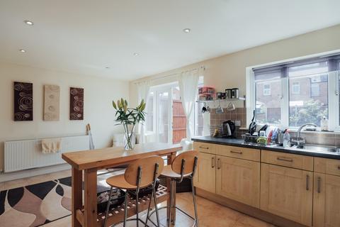 5 bedroom semi-detached house for sale - Evington Valley Gardens, Evington, LE5