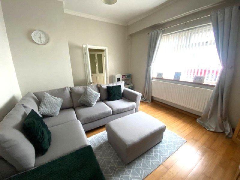 John Street, Resolven, Neath, Neath... 4 bed end of terrace house £