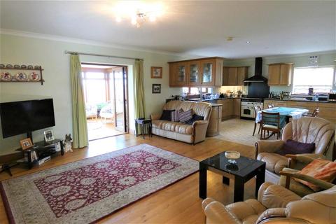 3 bedroom bungalow for sale - Cartrefle, Efailwen, Clunderwen