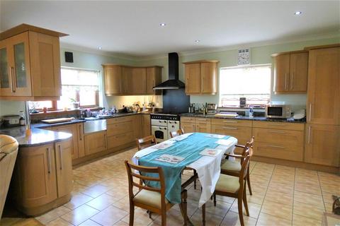 3 bedroom bungalow for sale - Cartrefle, Efailwen, Clunderwen