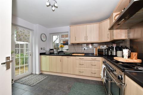 4 bedroom detached house for sale - Austen Way, Larkfield, Aylesford, Kent