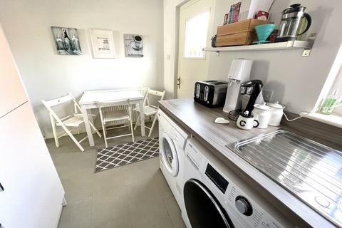 6 Barra Avenue, Coatbridge, ML5 5JJ