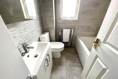 6 Barra Avenue, Coatbridge, ML5 5JJ