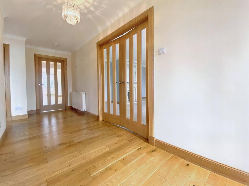 Kildoon Drive, Maybole KA19 4 bed detached house £1,375 pcm (£317 pw)