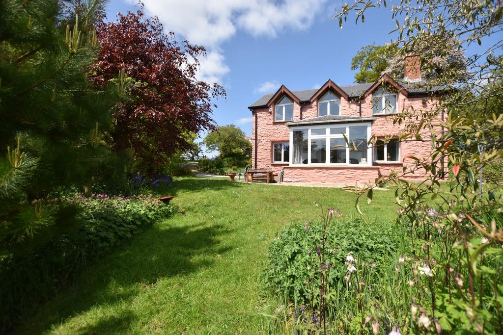 Llanllwni, SA39 9EB SA39 5 bed property with land for sale £695,000