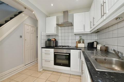 76 Napier Road, South Croydon, CR2 6HG