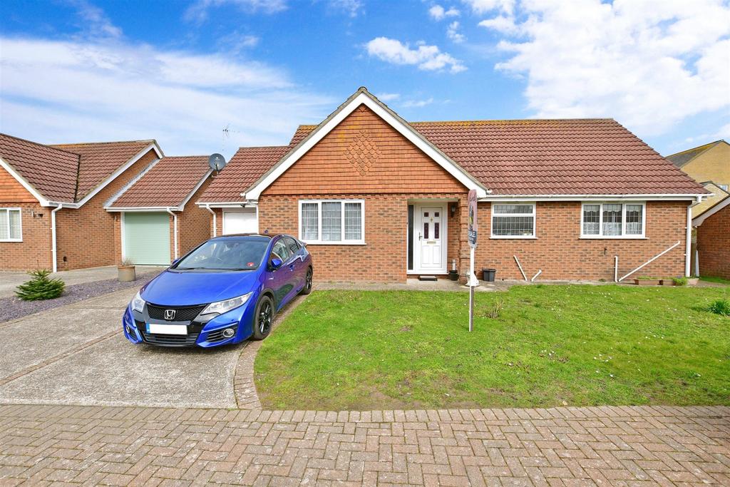 Drakes Lee, Littlestone, Kent 3 bed detached bungalow for sale £475,000