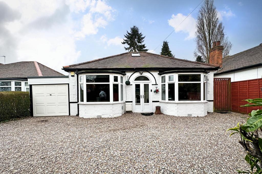 The Bridle Path, Shirley, B90 2 bed property for sale £350,000