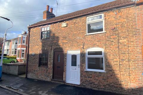 2 bedroom terraced house to rent - Watson Street, Sutton Village, Hull, Yorkshire, HU7