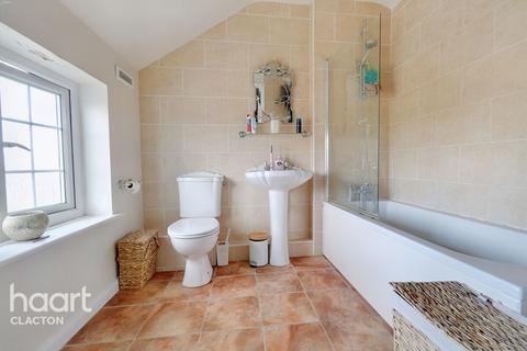 135 Clacton Road, St Osyth, Clacton-on-sea, CO16 8PR