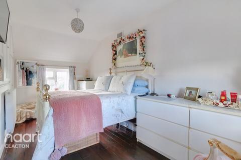 135 Clacton Road, St Osyth, Clacton-on-sea, CO16 8PR