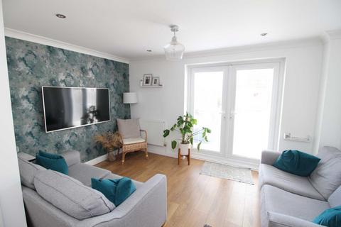 20 Barleyfields, Witham, CM8 2FD