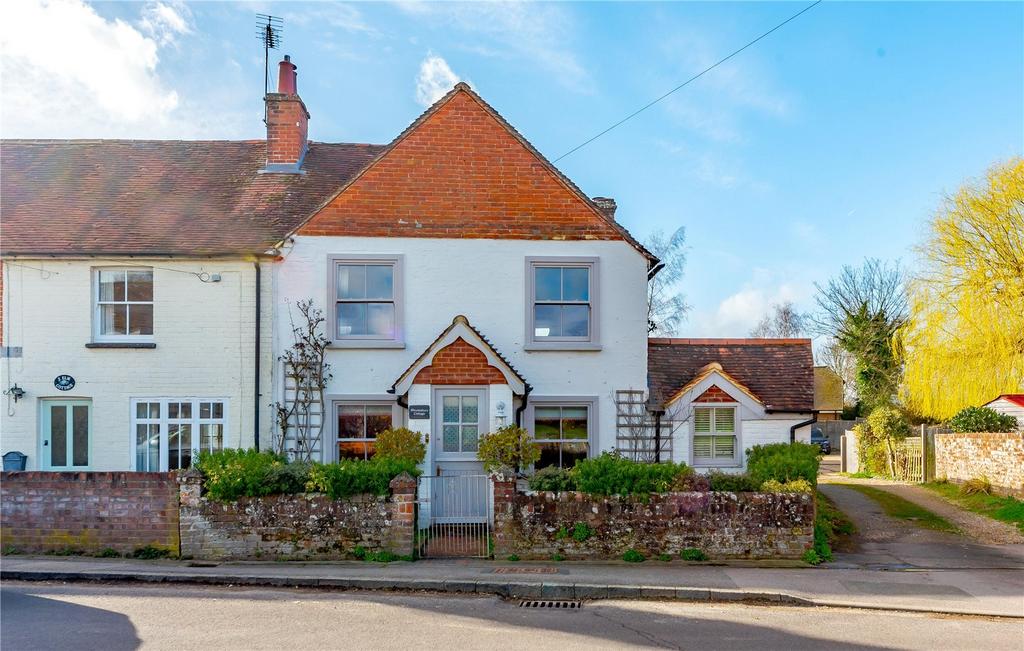 Pankridge Street, Crondall, Farnham, Surrey 3 bed semi-detached house ...