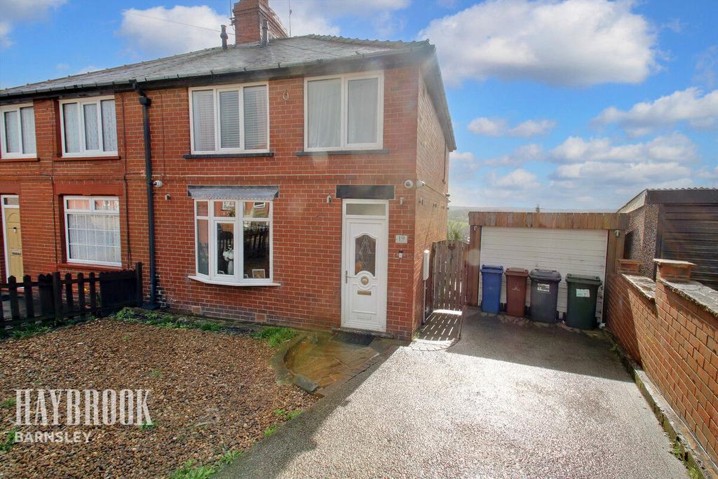 Wellington Crescent, Worsbrough 3 bed semidetached house for sale £