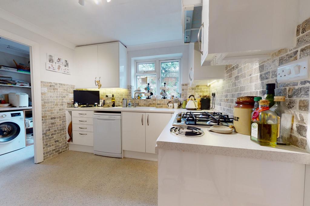 Hoppers Way, Singleton, Ashford, Kent... 4 bed detached house for sale