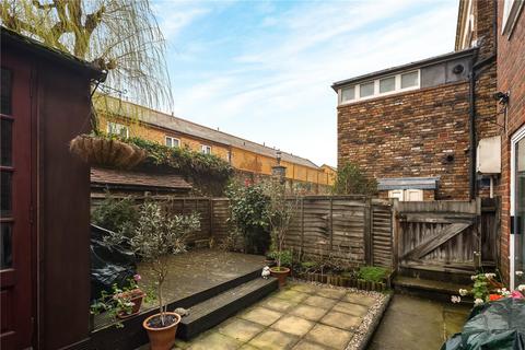 2 bedroom maisonette for sale - Albury Street, Deptford, London, SE8