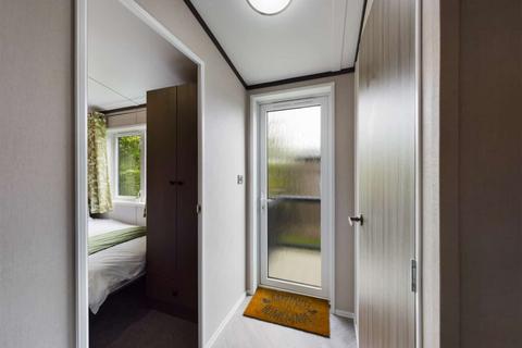 2 bedroom lodge for sale - Ullswater Heights