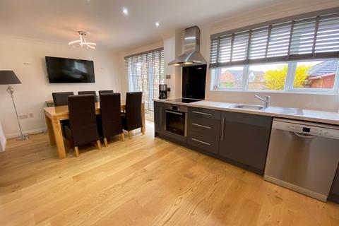 4 Battalion Drive, Wootton, Northampton, NN4 6RB
