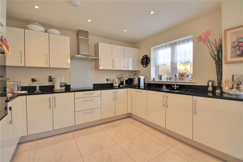 4 bedroom detached house to rent, Ivy Close, Hertfordshire WD25