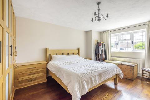 22 Abbots Road, Abbots Langley, WD5 0AZ