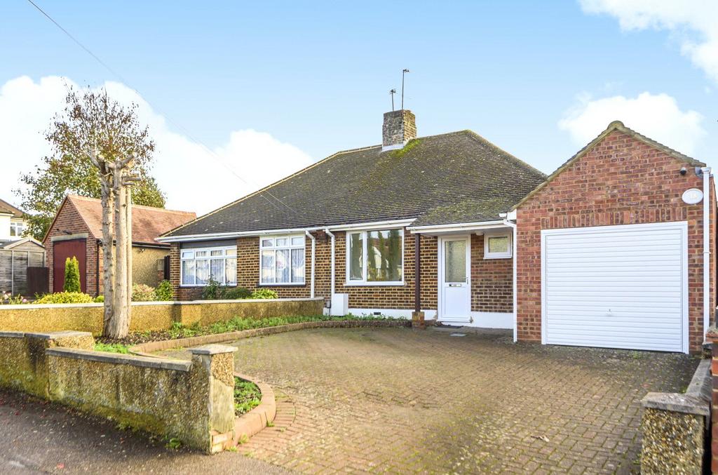 Watford, Hertfordshire WD17 3 bed bungalow for sale £649,950
