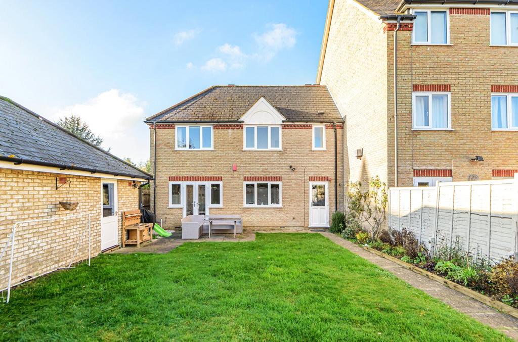 Watford, Hertfordshire WD24 3 bed terraced house for sale £525,000