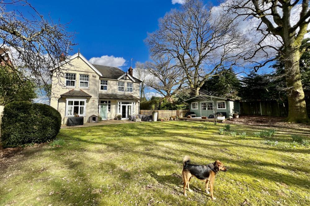 Fir Tree Hill, Alderholt, SP6 3AY 4 bed detached house for sale £850,000