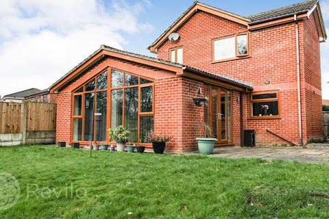 5 bedroom detached house for sale - Further Field, Rochdale, OL11