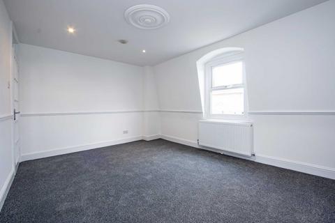 2 bedroom flat to rent, Railton Road Herne Hill