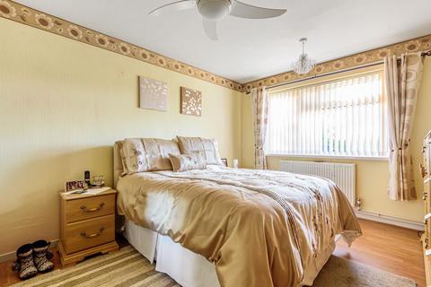3 bedroom semi-detached bungalow for sale, Begbroke,  Oxfordshire,  OX5