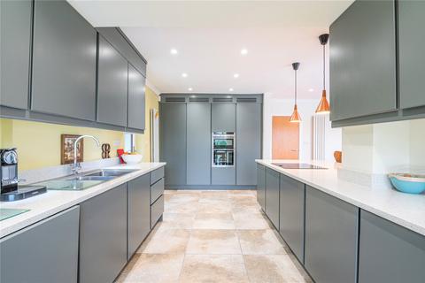 6 Dungannon Drive, Southend-on-sea, SS1 3NQ