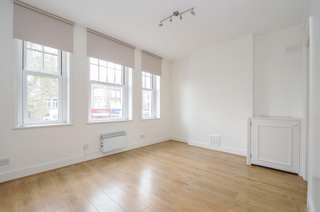 Rushey Green Catford SE6 Studio - £1,100 pcm (£254 pw)